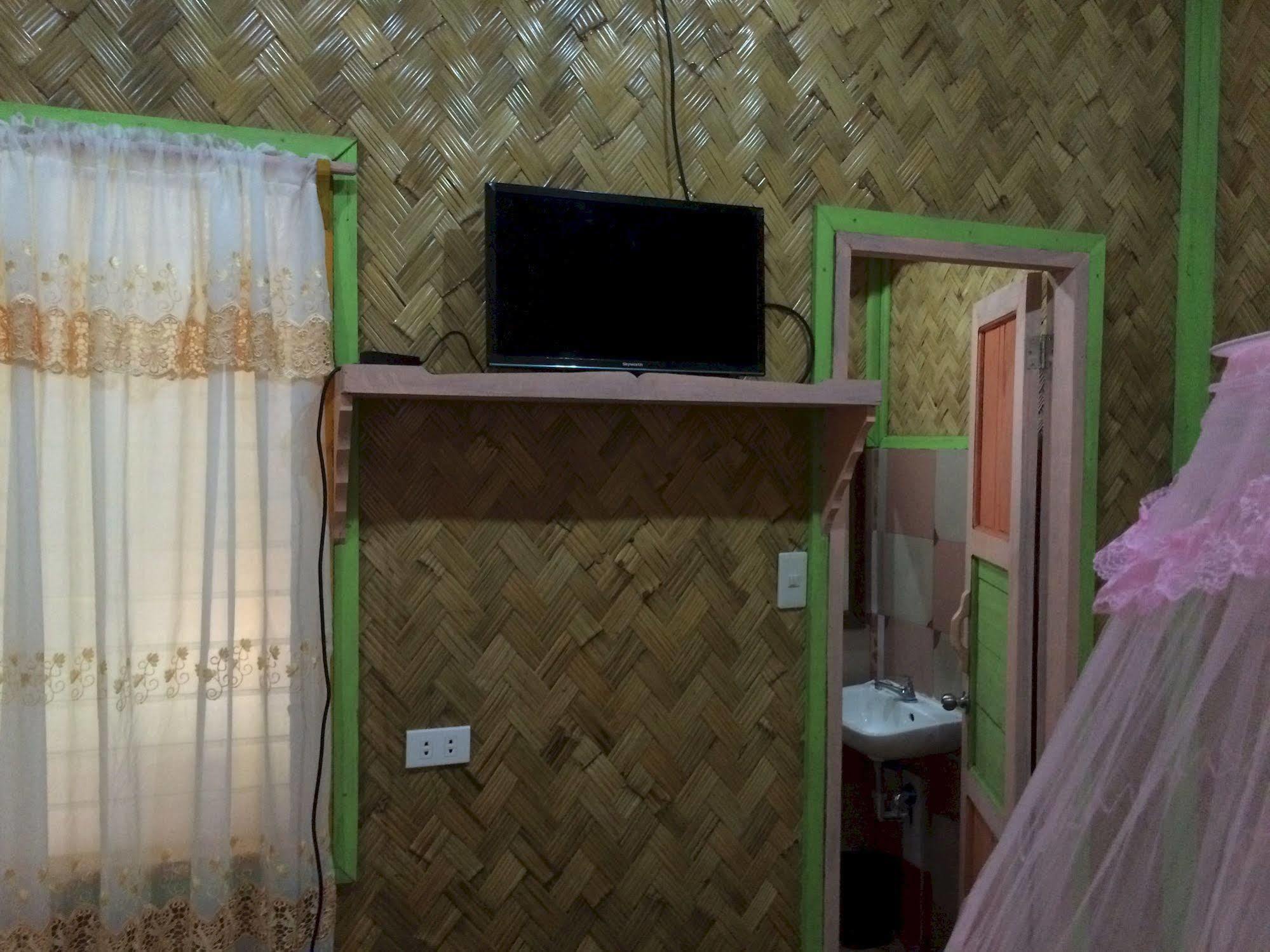Islandfront II Bed & Breakfast El Nido Exterior photo